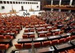 Парламент Турции официально отменил президентские выборы