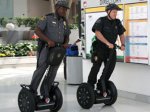 Нью-йоркские полицейские будут патрулировать улицы на двухколесных скутерах 