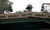 В Пакистане обрушился мост, есть погибшие и раненые