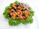 Рецепт праздничного салата. Салат из консервированной кукурузы, яблок, моркови и изюма.
