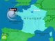 Сильный шторм бушует у берегов Франции. 