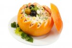 Новогодний рецепт: салат из крабовых палочек и апельсинов