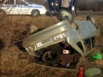 Авария на дороге: перевернулся автомобиль ВАЗ 21140
