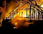 В Аксае на пожаре во флигеле погибли два человека