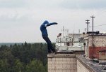 Школьник спрыгнул с 8-го этажа, не выдержав разлуки с возлюбленной в Ростовской области
