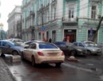 В Ростове пешеходный Соборный превратился в парковку