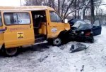 Разбился об маршрутку на «встречке» Hyundai Accent в г. Шахты, водитель погиб