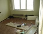 В микрорайоне Суворовском бомжи захватили пустующие квартиры