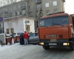 В Каменске-Шахтинском мусоровоз насмерть задавил женщину
