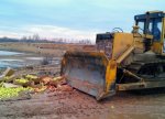 12,5 тонн яблок, груш и лимонов закопали на свалке в Ростовской области