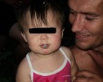 Дончанин выложил в Сеть фото двухлетней дочери, на котором она курит
