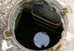 12-летняя школьница провалилась в открытый канализационный люк в Ростовской области