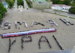 В Новочеркасске из 35 автомобилей составили слова «9 мая»