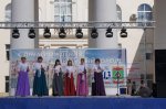 В Белой Калитве на площади Театральной состоялся праздничный концерт и молодежный флеш-моб в честь Дня города