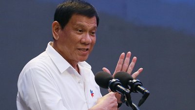 Президент Филиппин назвал себя "молекулой" в сравнении с Трампом