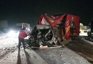 Погиб 27-летний водитель «Газели», врезавшись на «встречке» в фуру на трассе М-4