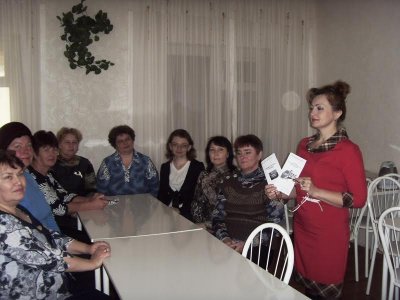 В Белокалитвинском центре социального обслуживания проходят праздники, лекции и конкурсы