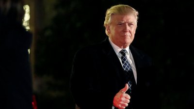 Трамп пригласил президента Чехии в США