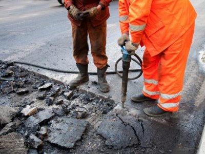Безработные будут строить дороги и ухаживать за инвалидами в Ростовской области