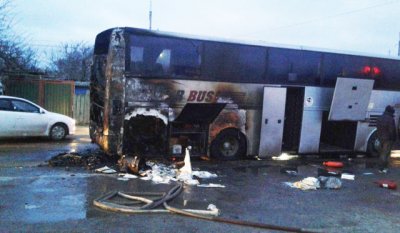 Загорелся автобус с пассажирами в Ростовской области