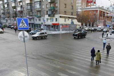 Водитель, не пропустивший пешехода, заплатит теперь не 1,5 тысячи рублей, а 2,5