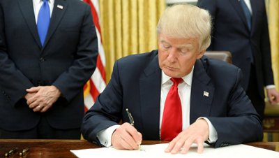 Трамп подписал указы по финансовому регулированию в США