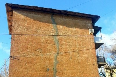 Ростовская фирма по капремонту домов попала в черный список из-за ремонта в Камышине