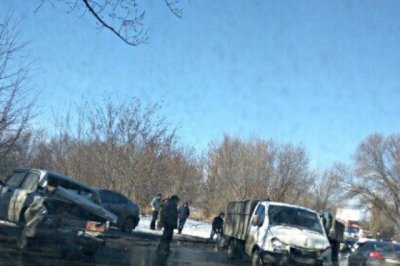 В Ростове на Оганова произошло тройное ДТП