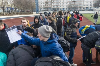 В Ростове сотни дворовых футболистов пришли на кастинг нового реалити-шоу