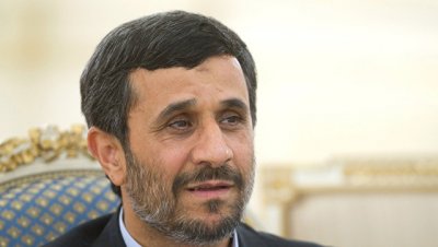 США потеряют мировую гегемонию из-за конфликта в Сирии, считает Ахмадинежад