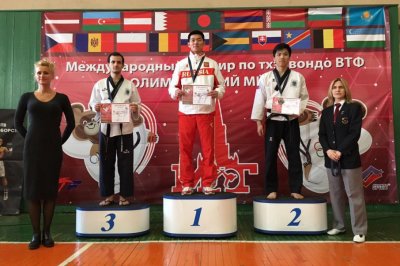 Ростовский тхэквондист стал победителем международного турнира в Москве