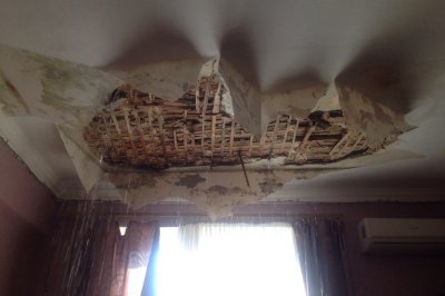 Жильцам затопленной кипятком квартиры в Ростове предложили решить проблему до суда
