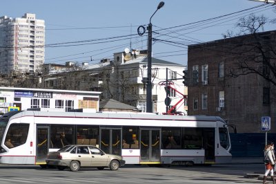 Ростовчане просят оградить трамваи от остального транспорта