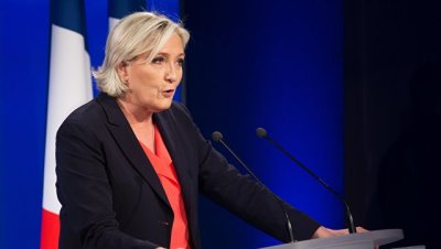Лидер Нацфронта Марин Ле Пен получила место в парламенте Франции