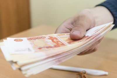 В Ростовской области следователя осудят за получение взятки в размере 45 тысяч рублей