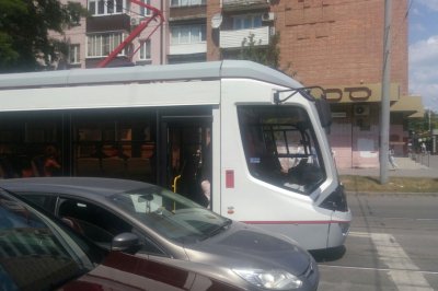 Власти Ростова обсуждают план спасения городских трамваев и троллейбусов