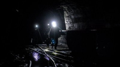 В Кузбассе 78 рабочих покинули шахту после выброса угля и газа