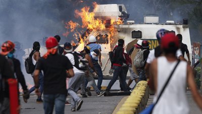 В Венесуэле в протестах погиб еще один человек