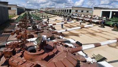 Россия лидирует в состязании по танковому биатлону в Подмосковье
