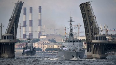 Возможности ответа ВМФ на внешние провокации наращиваются, заявил Грызлов