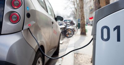 «Ростех» установит зарядки для электромобилей на федеральных трассах РФ