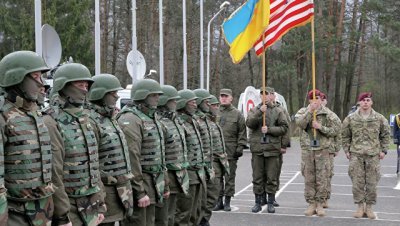 США продолжат оснащать украинскую армию летальным оружием