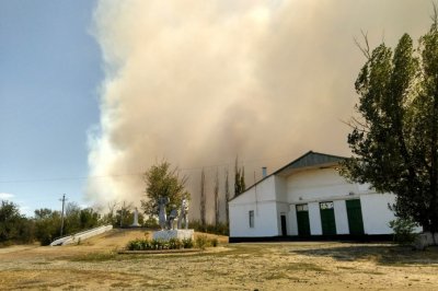 Пожар в Ростовской области распространился более чем на 3,3 тысячи гектаров