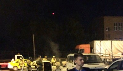 На Чкаловском прямо на дороге загорелись «Жигули»
