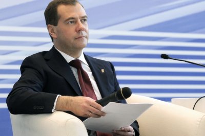 Дмитрий Медведев выделил ростовским погорельцам около 80 млн рублей