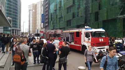 Два торговых центра в Подмосковье эвакуировали после звонка о "минировании"