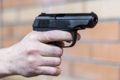 В роще на окраине Ростова полиция нашла арсенал с оружием