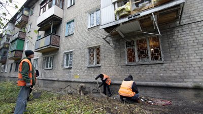 ВСУ нарушили "школьное" перемирие в Донбассе 2,5 тысячи раз, заявили в ДНР