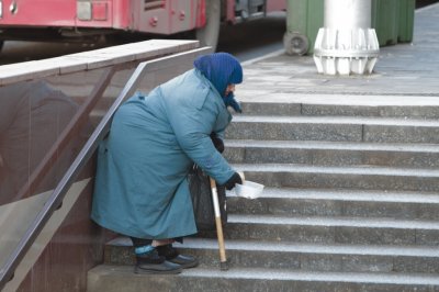 «Хочешь помочь — дай денежку»: как ростовские попрошайки наживаются на горожанах