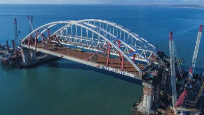 "Русские смеются": в Киеве ответили на идею о санкциях из-за моста в Крым